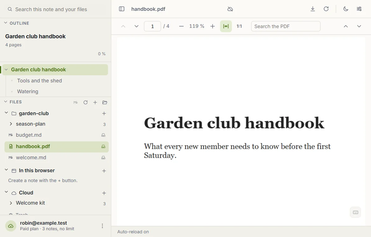 A PDF open in the SharpMD reader: its outline and the files of the folder on the left, the page controls and the search on top